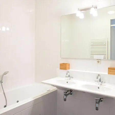 Modern In With Spacious Terrace Haga